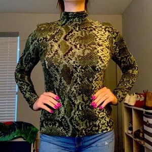 Green snakeskin turtle neck long sleeve